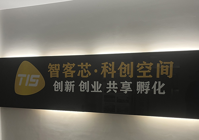 1-240G51103063D.jpg